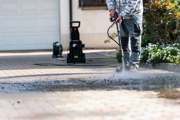 Best Affordable Power Washing  in Manchester, IA